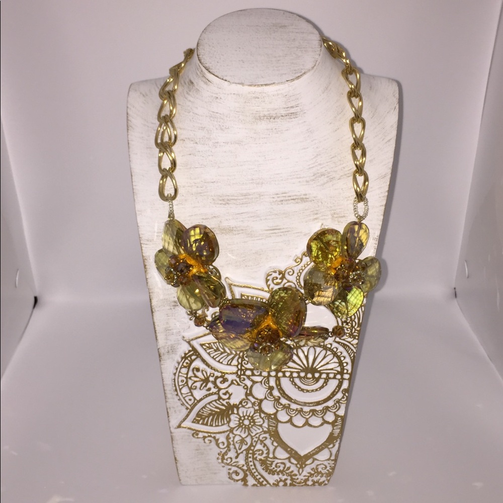 Statement Making 3d Flower Necklace - image 3